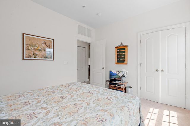 $1,100,000 | 5233 Bessley Place, Alexandria, VA 22304