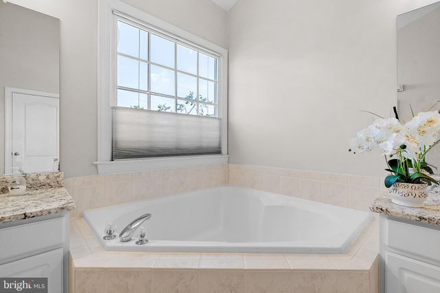 $1,100,000 | 5233 Bessley Place, Alexandria, VA 22304