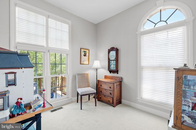 $1,100,000 | 5233 Bessley Place, Alexandria, VA 22304