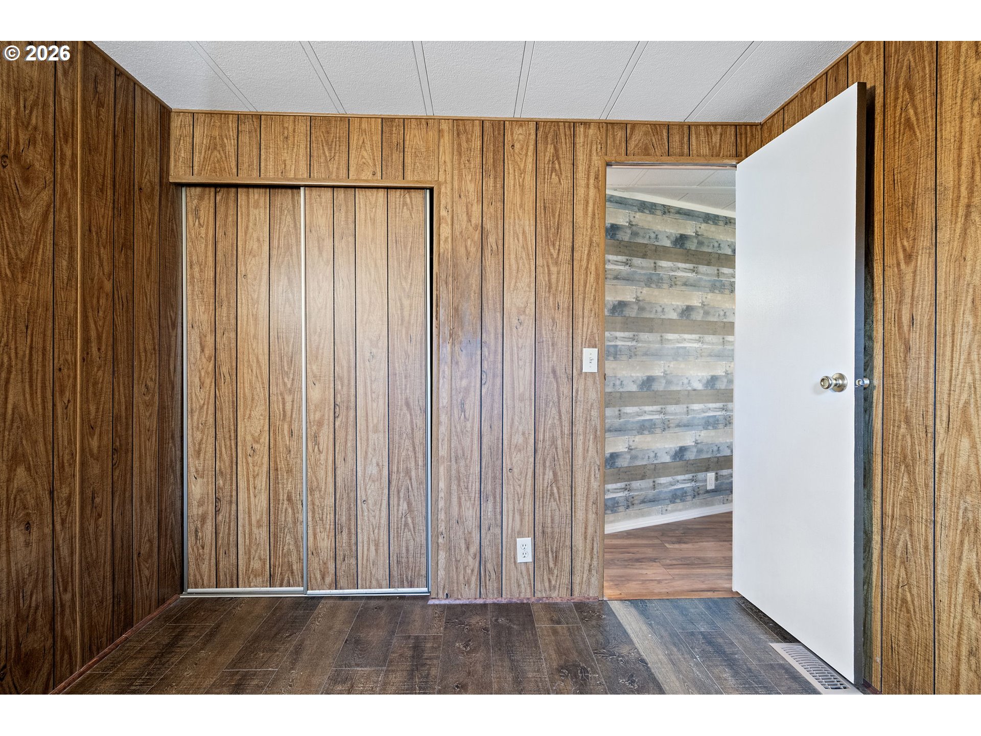 708 North 51st Street Springfield, OR 97478 - Photo 18 of 32 Bedroom