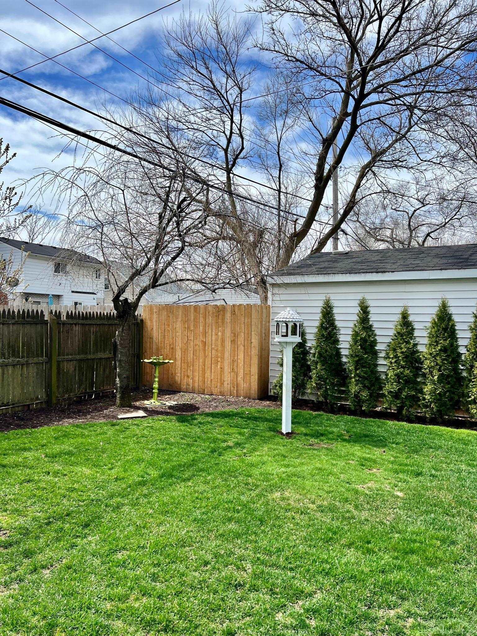 2181 Ridgemont Road Grosse Pointe Woods, MI 48236 - Photo 26 of 29