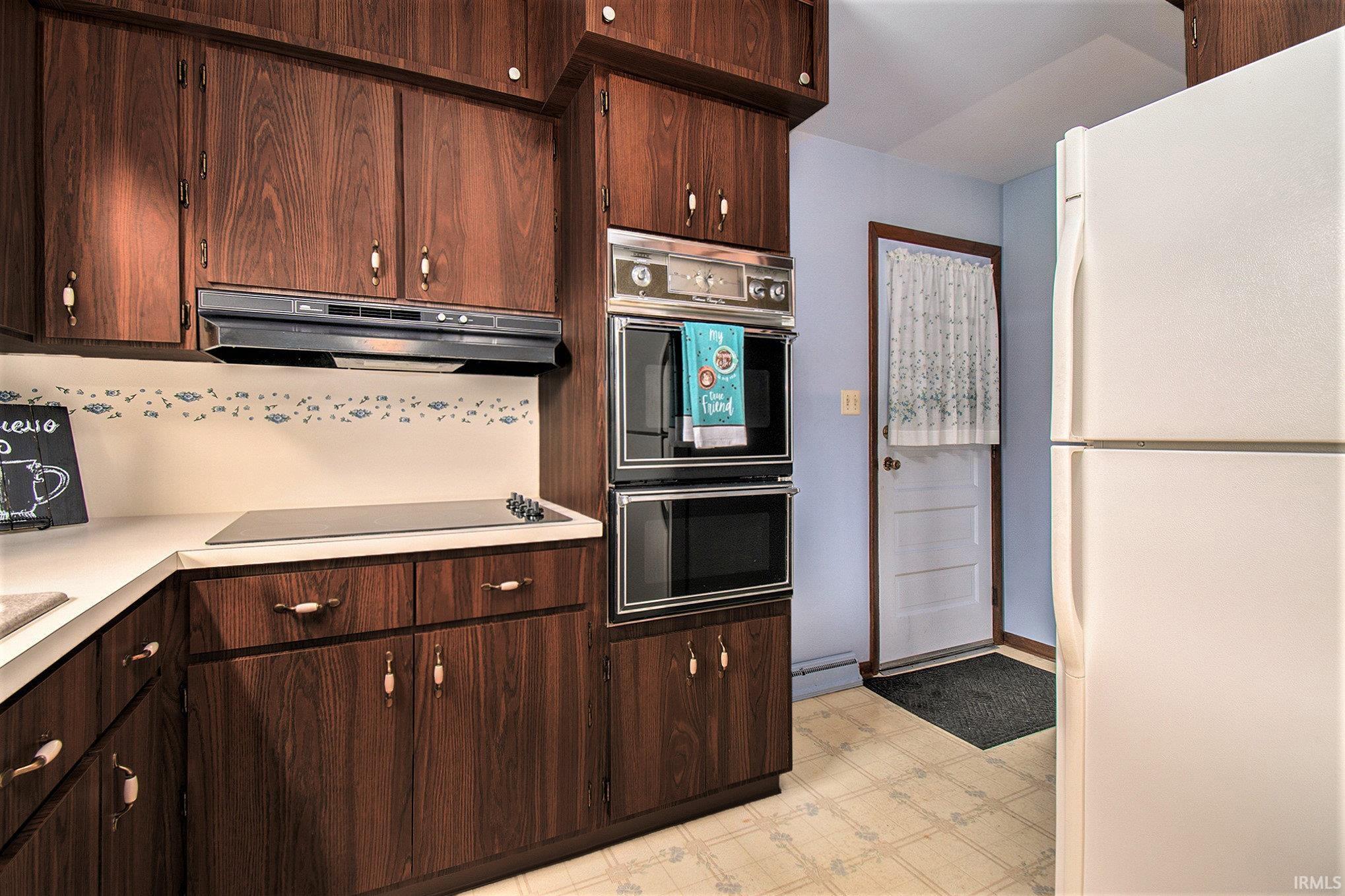 56260 Cedar Road Mishawaka, IN 46545 - Photo 8 of 23 Gallery Image 8