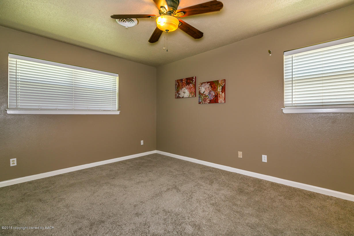 3414 Royal Road Amarillo, TX 79109 - Photo 11 of 20 Master Bedroom 1