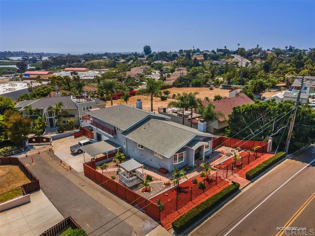 1811 Ivy Road Oceanside, CA 92054 - Photo 3 of 25