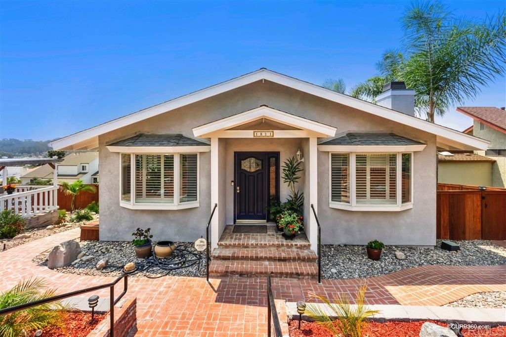 1811 Ivy Road Oceanside, CA 92054 - Photo 5 of 25