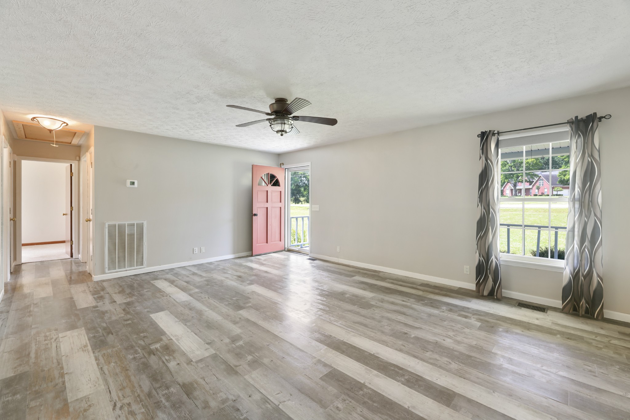 2736 Gideon Road Greenbrier, TN 37073 - Photo 6 of 33