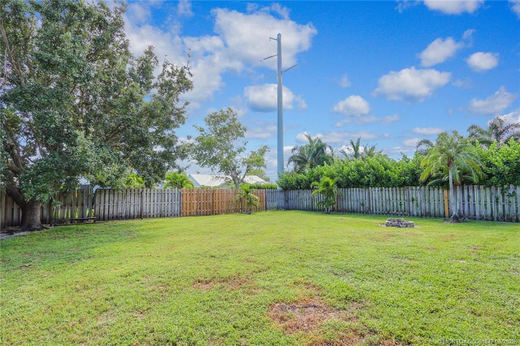 6679 Southeast Raintree Avenue Stuart, FL 34997 - Photo 29 of 35 Gallery Image 29