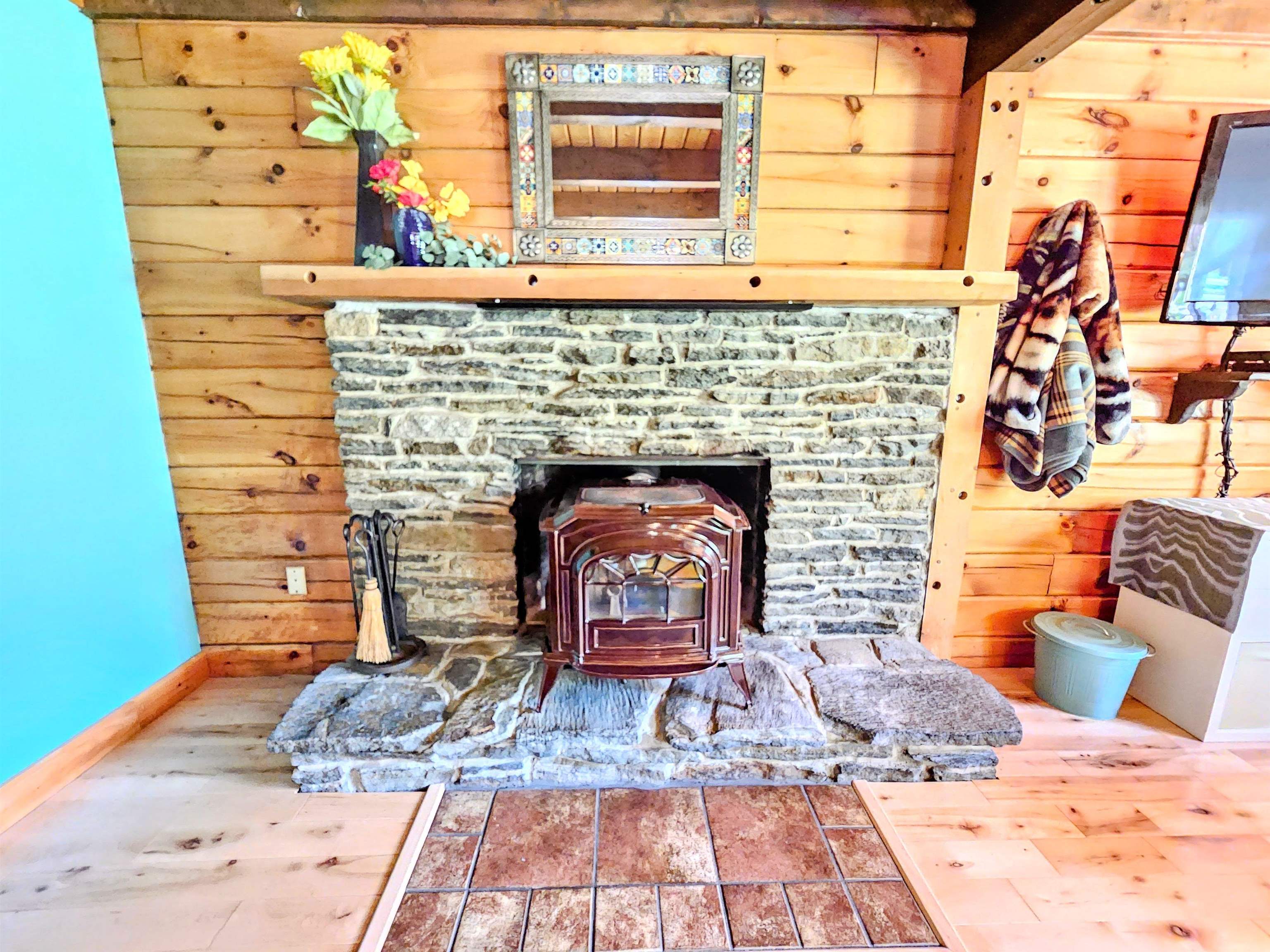 1422 Merrifield Road Whitingham, VT 05361 - Photo 21 of 47