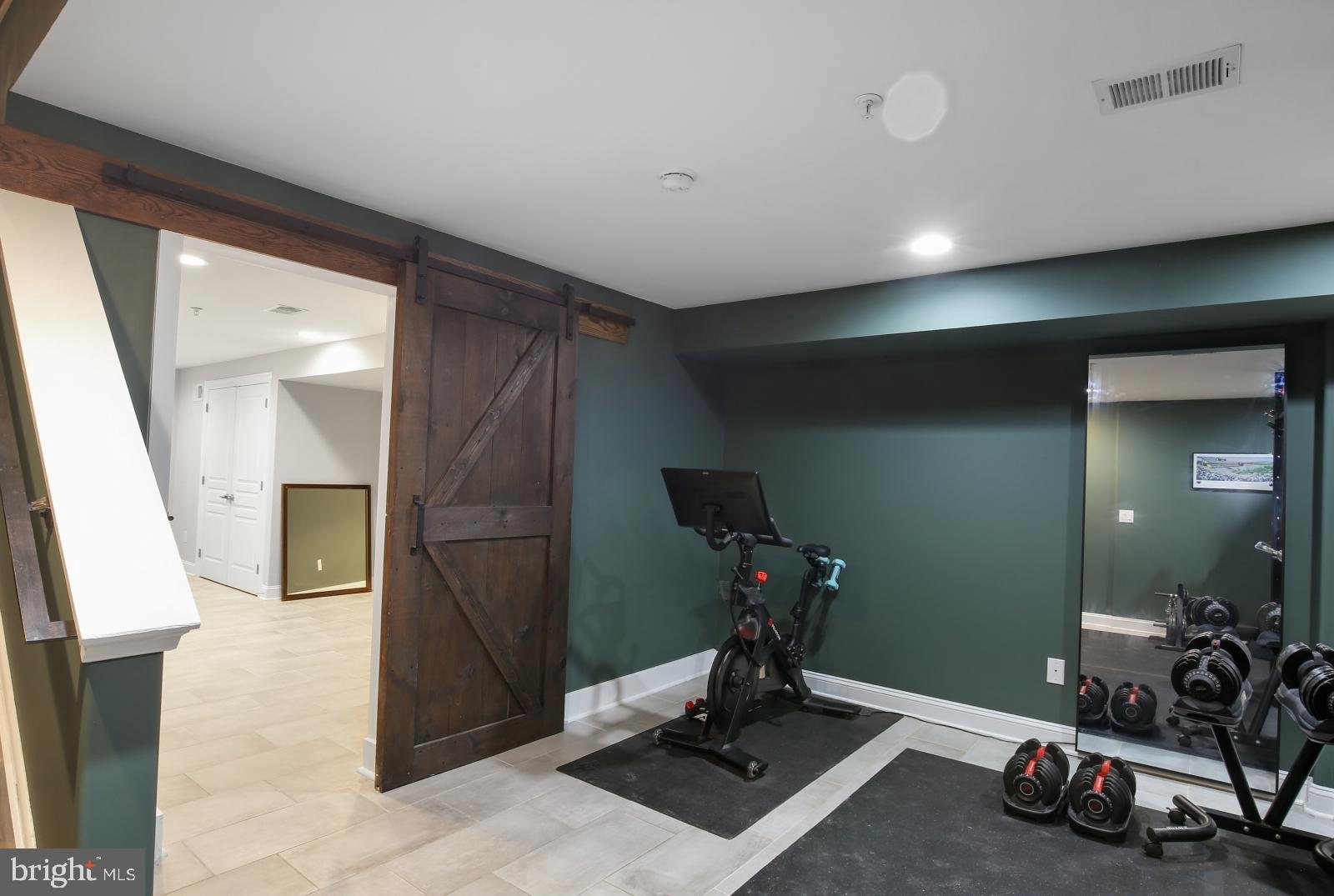 1715 North Howard Street Philadelphia, PA 19122 - Photo 16 of 43