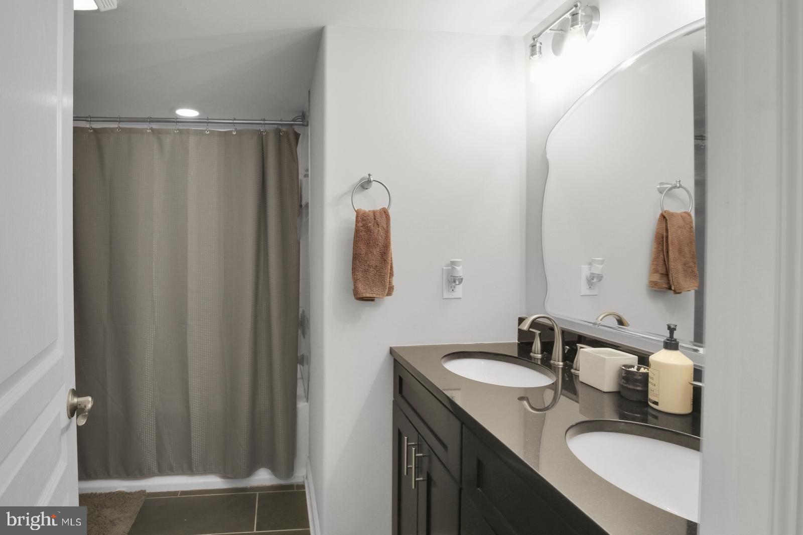 1715 North Howard Street Philadelphia, PA 19122 - Photo 21 of 43