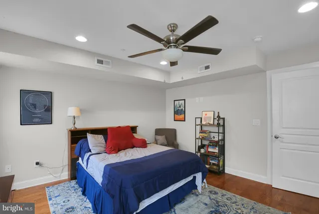 $4,095 | 1715 North Howard Street, Philadelphia, PA 19122