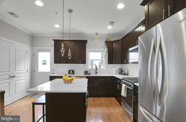 $4,095 | 1715 North Howard Street, Philadelphia, PA 19122