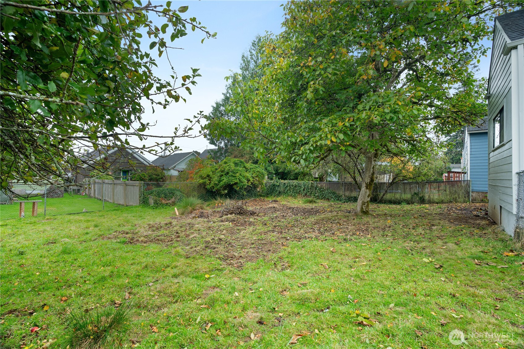 330 Wheeler Avenue Hoquiam, WA 98550 - Photo 26 of 34 a fire hydrant in the middle of a field