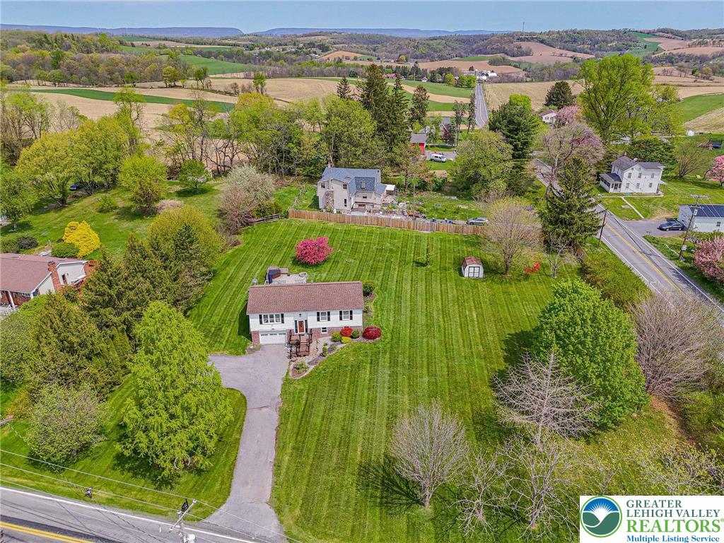 9454 Jacktown Road Bangor, PA 18013 - Photo 4 of 52