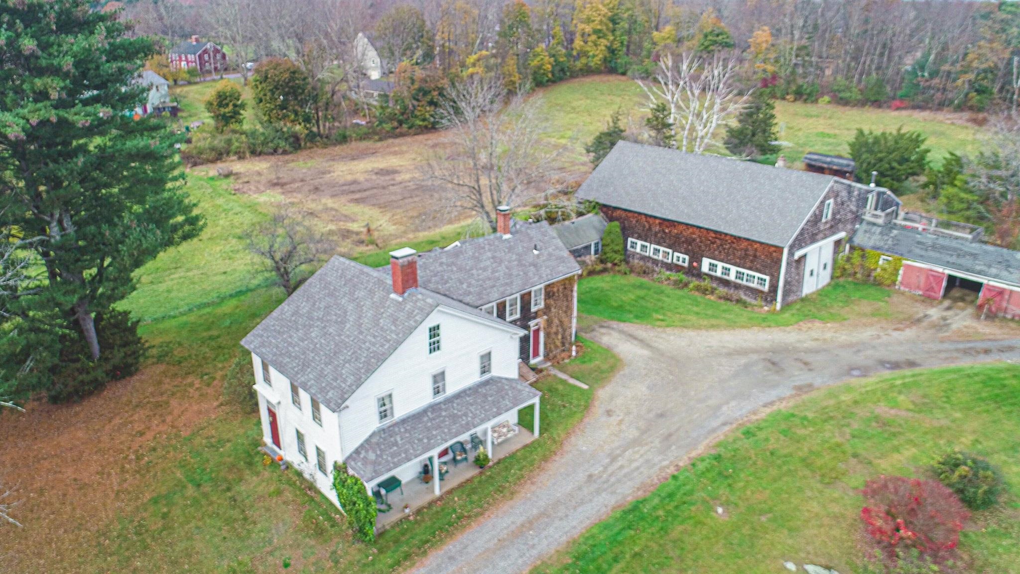 11 Brewer Road Kensington, NH 03833 - Photo 2 of 39