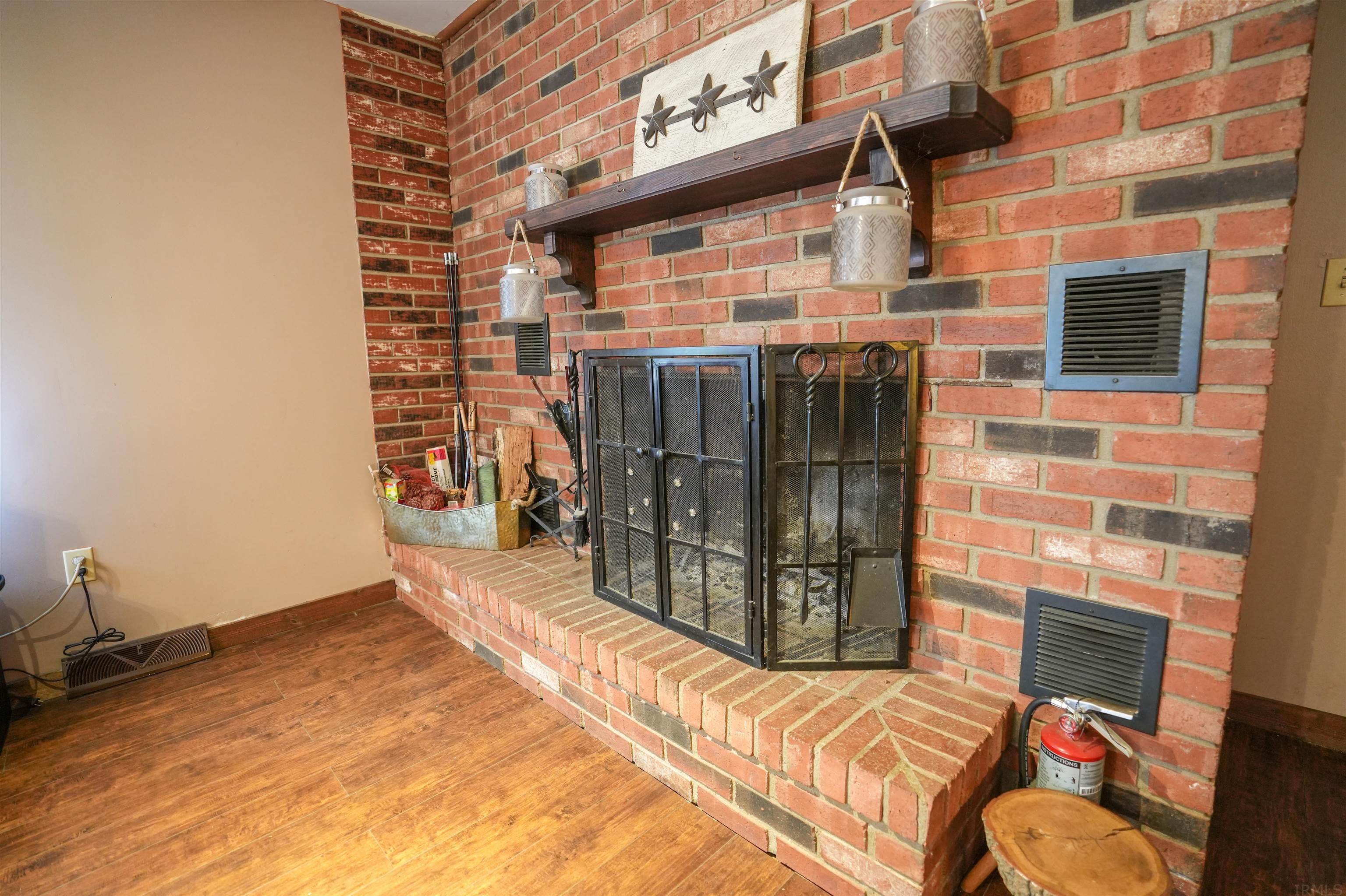 2660 South Toto Road North Judson, IN 46366 - Photo 5 of 29