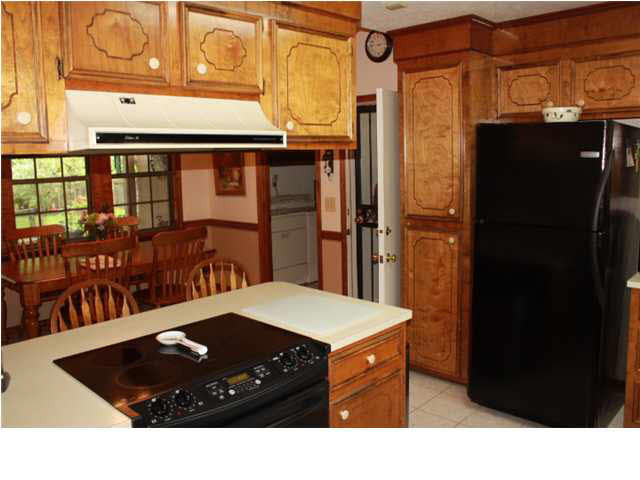 181 Blackmon Road Jackson, MS 39272 - Photo 11 of 25 Kitchen