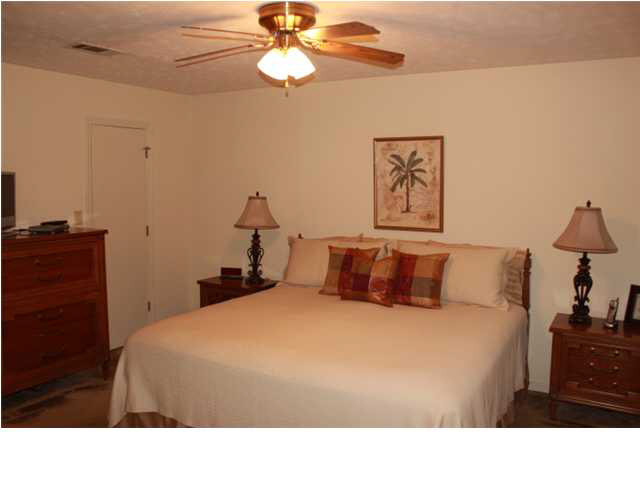 181 Blackmon Road Jackson, MS 39272 - Photo 16 of 25 Master Suite