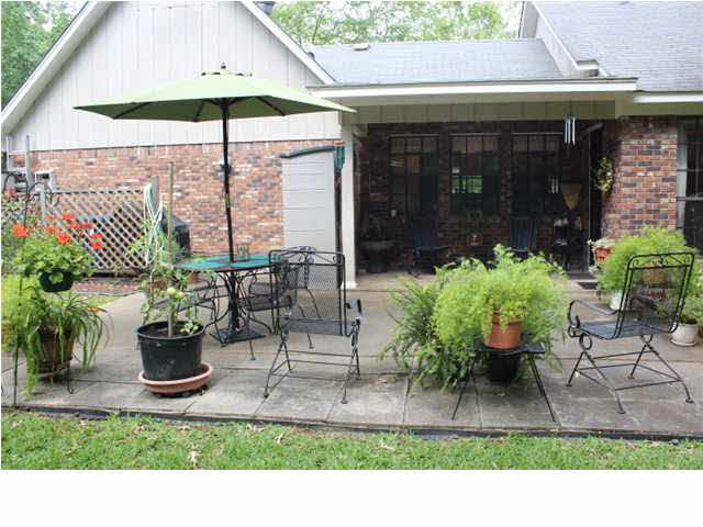 181 Blackmon Road Jackson, MS 39272 - Photo 23 of 25 Back Patio