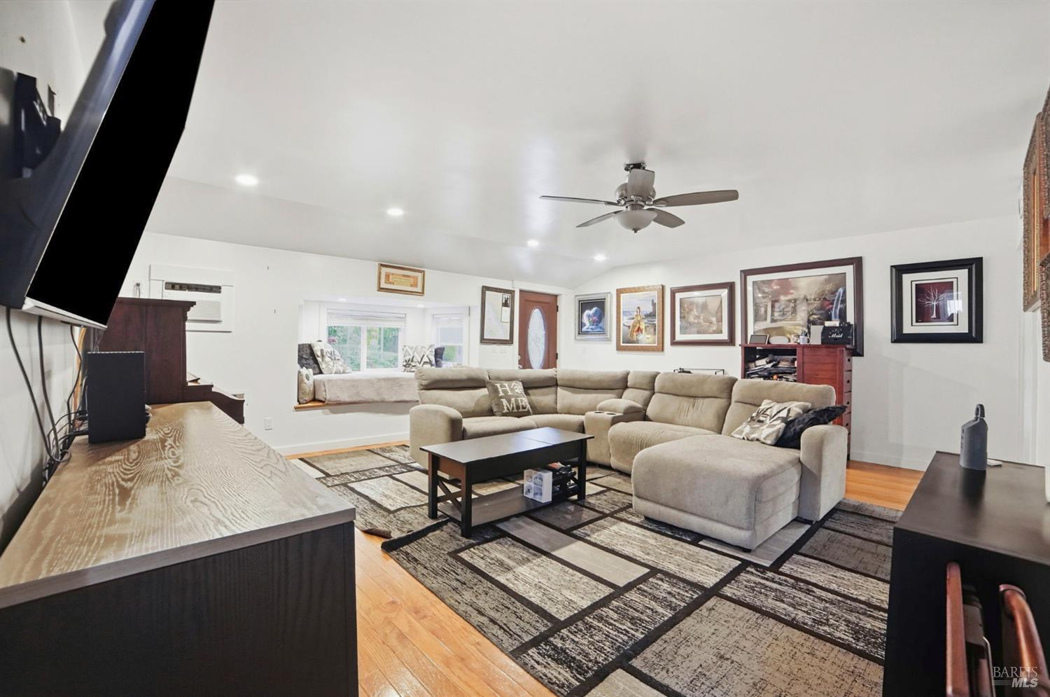 464 Benjamins Road Santa Rosa, CA 95409 - Photo 7 of 40