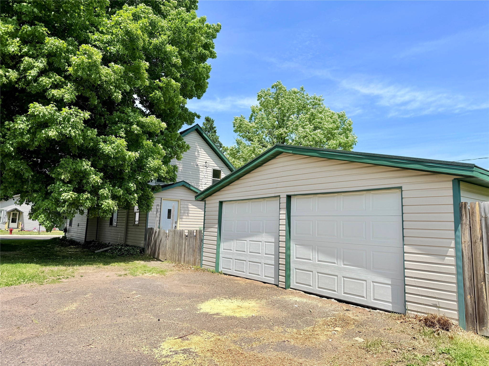 716 Lee Street Rice Lake, WI 54868 - Photo 8 of 48