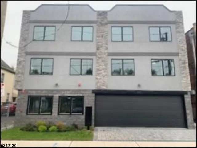 $2,600 | 443 Paulison Avenue, Passaic, NJ 07055