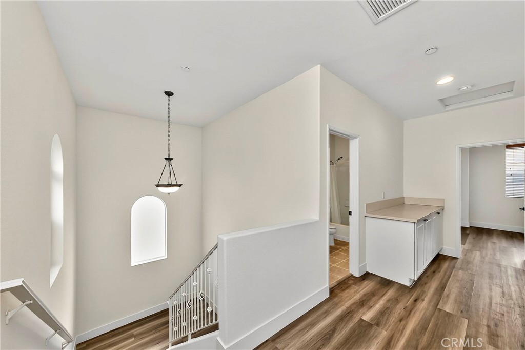 24005 Los Codona Avenue Torrance, CA 90505 - Photo 11 of 28