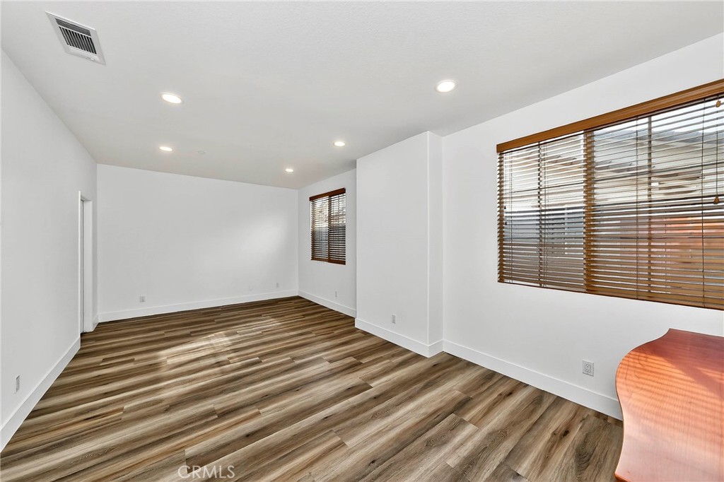 24005 Los Codona Avenue Torrance, CA 90505 - Photo 15 of 28