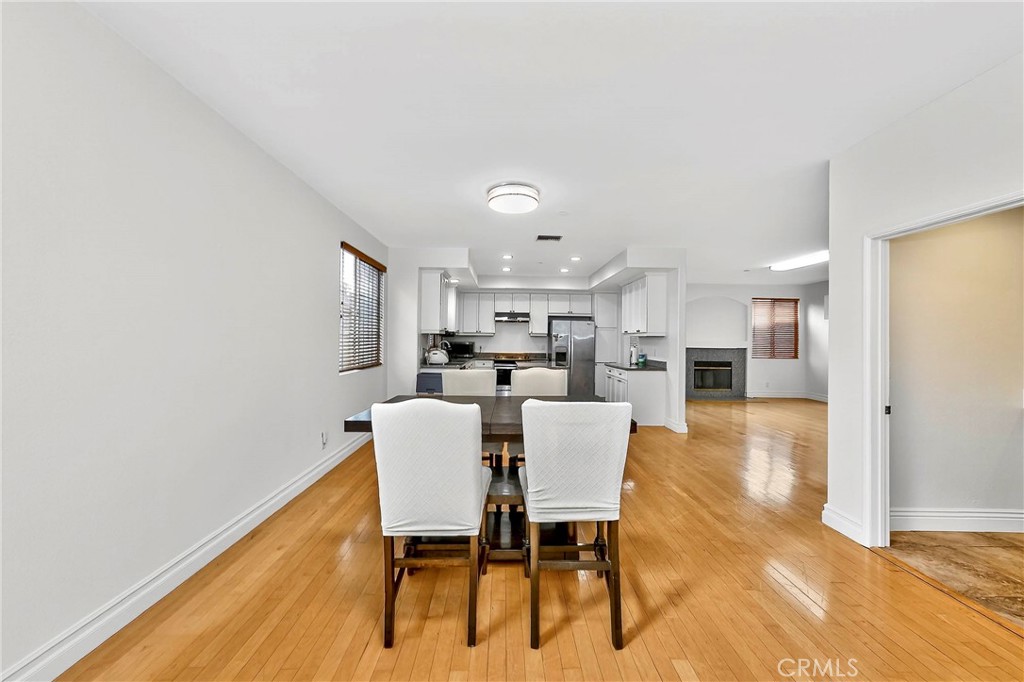 24005 Los Codona Avenue Torrance, CA 90505 - Photo 9 of 28