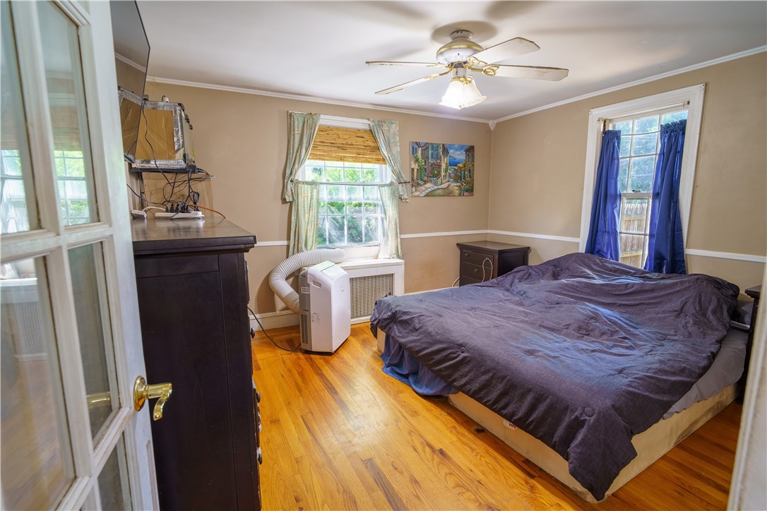 48 Buttonwoods Avenue Warwick, RI 02886 - Photo 14 of 22