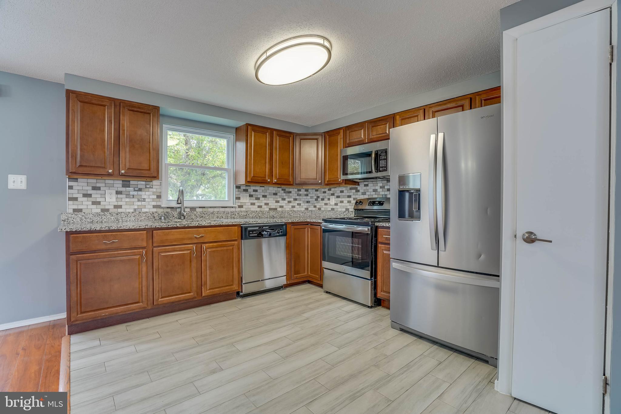 9006 Ridge Drive Fort Washington, MD 20744 - Photo 7 of 34