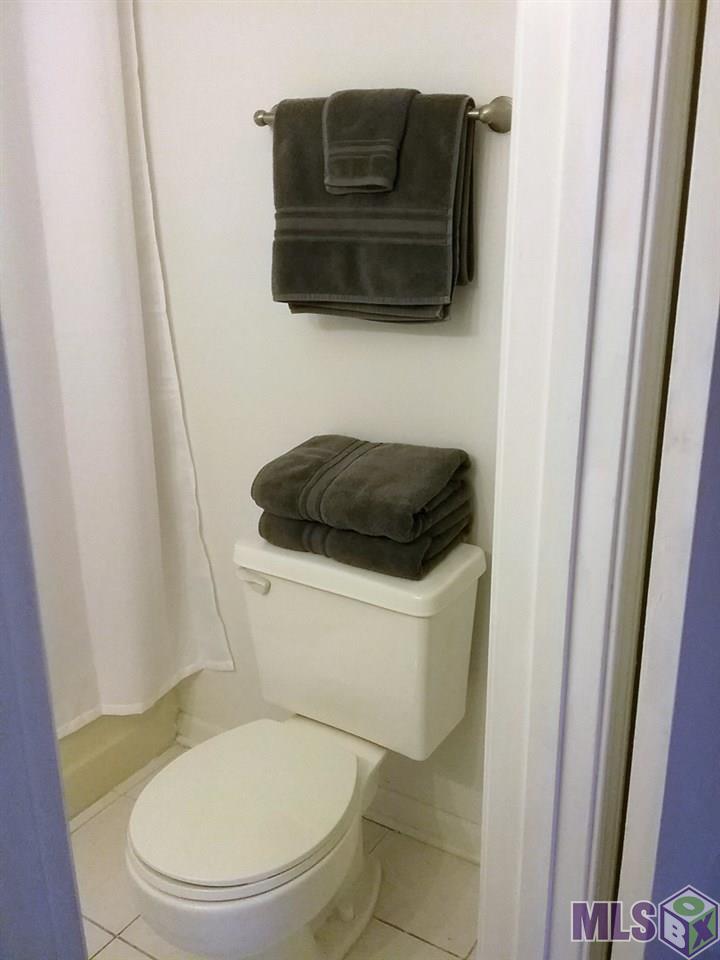 8091 Bayou Fountain Avenue Baton Rouge, LA 70820 - Photo 16 of 21