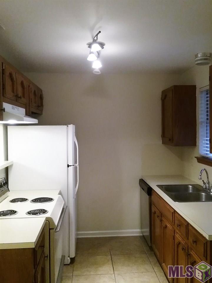 8091 Bayou Fountain Avenue Baton Rouge, LA 70820 - Photo 7 of 21