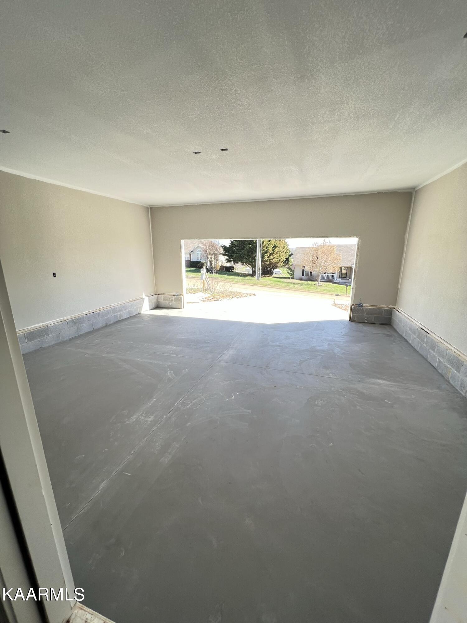 151 Timber Ridge Drive Madisonville, TN 37354 - Photo 24 of 25 Driveway