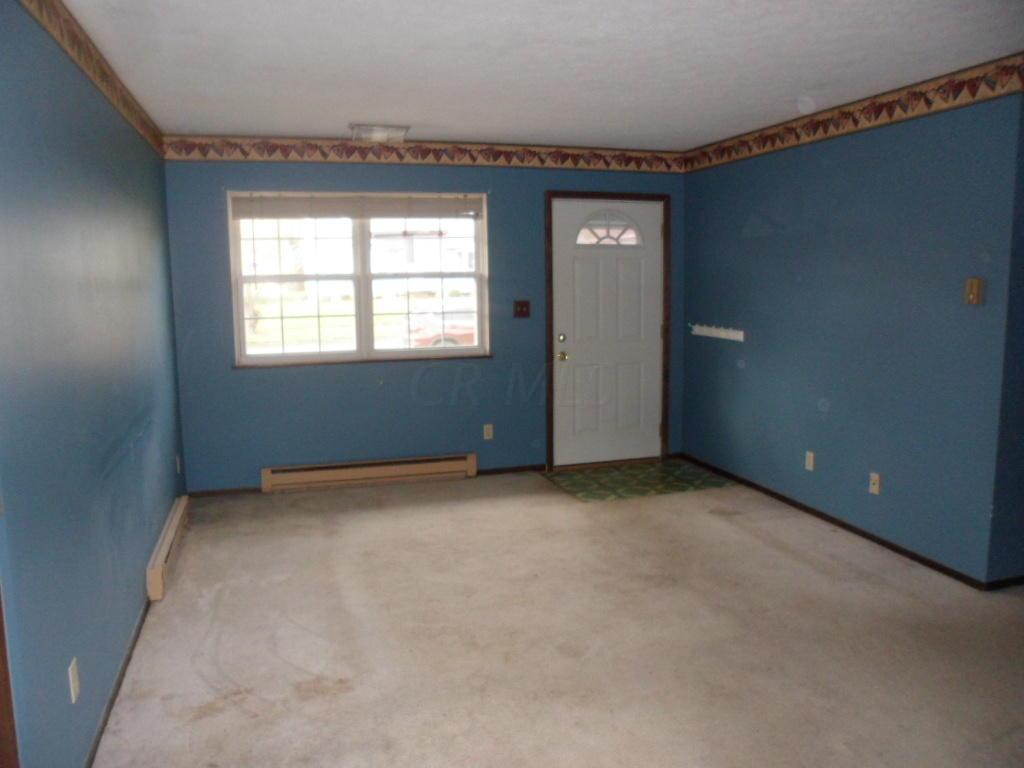 450 Ridgemere Way Lancaster, OH 43130 - Photo 4 of 10 Gallery Image 4