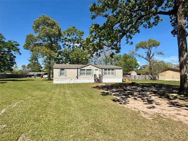 $1,375 | 11739 East Old Oak Trail, Willis, TX 77378