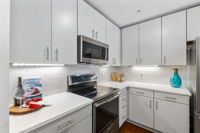 $452,000 | 1300 St Marys Street, Unit 208, Raleigh, NC 27605