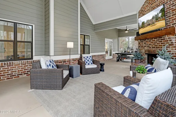 $798,000 | 205 Chastain Drive, Forsyth, GA 31029