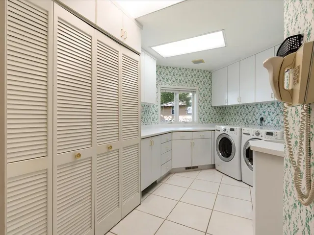 $1,600,000 | 402 2nd Street Southeast, Crosby, MN 56441