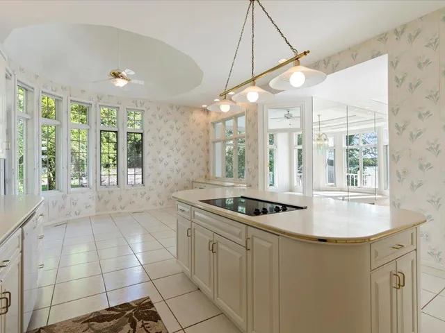 $1,600,000 | 402 2nd Street Southeast, Crosby, MN 56441