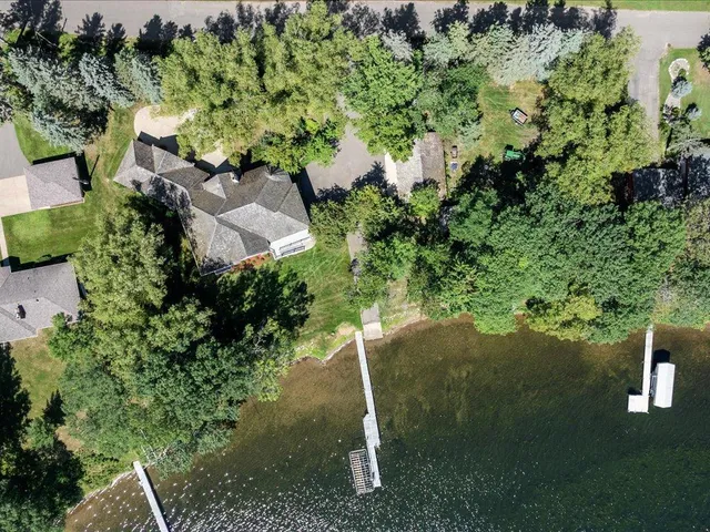 $1,600,000 | 402 2nd Street Southeast, Crosby, MN 56441