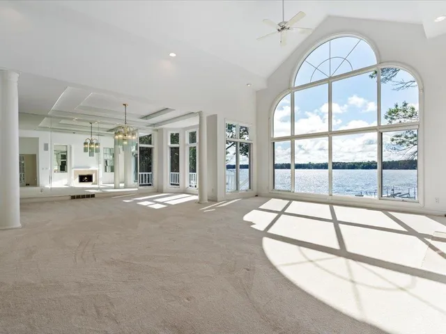 $1,600,000 | 402 2nd Street Southeast, Crosby, MN 56441