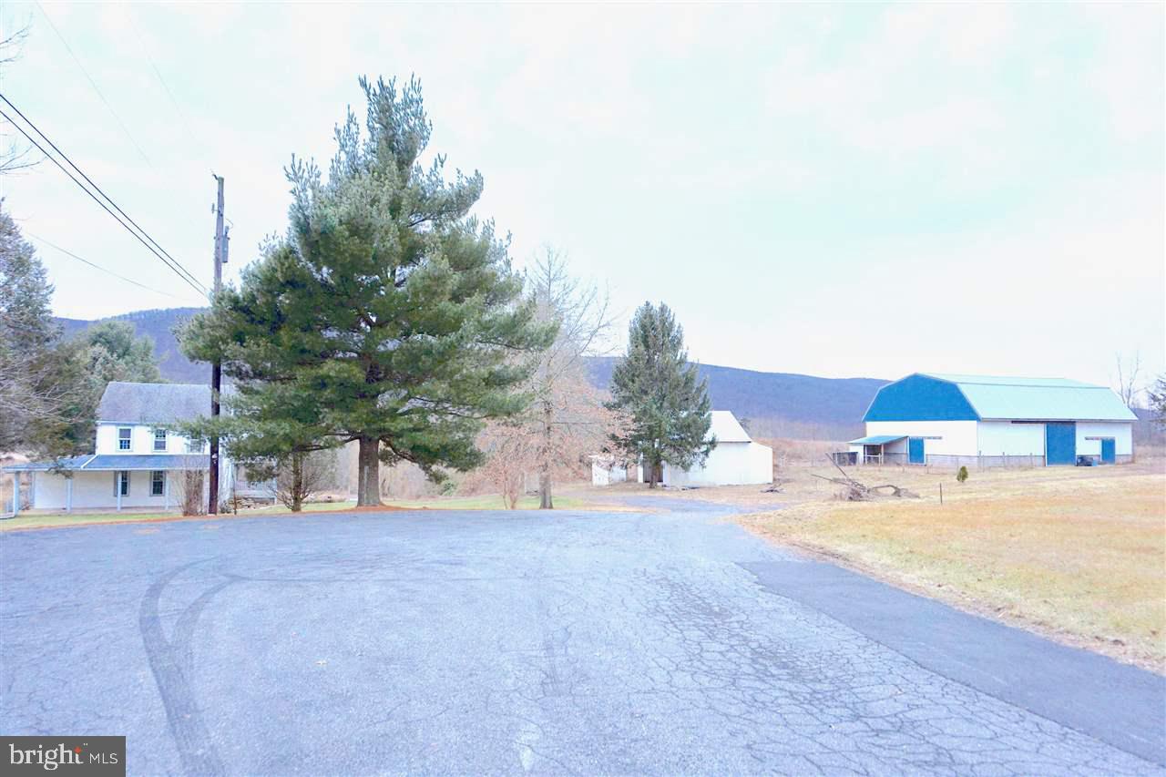 241 Gun Club Road Lykens, PA 17048 - Photo 4 of 24 Gallery Image 4