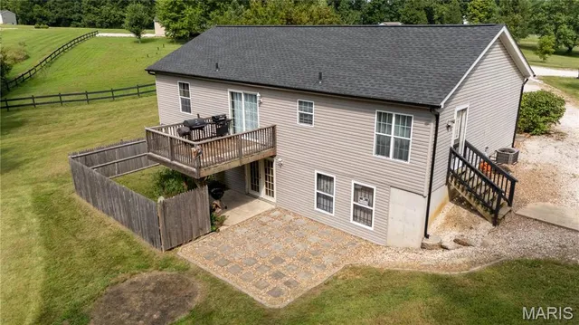 $195,000 | 20 Drake Circle, Foley, MO 63347