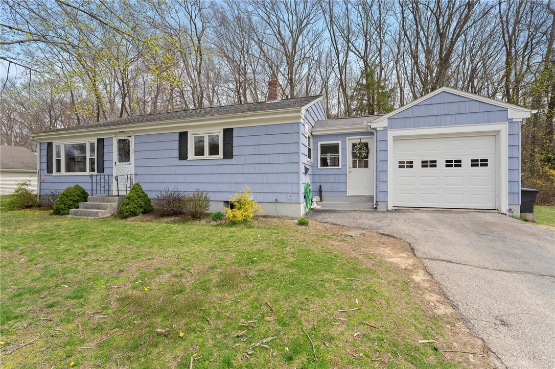 36 Woodlawn Road North Smithfield, RI 02896 - Photo 1 of 23 Gallery Image 1