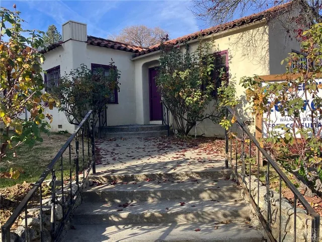 $375,000 | 301 North Forbes Street, Lakeport, CA 95453