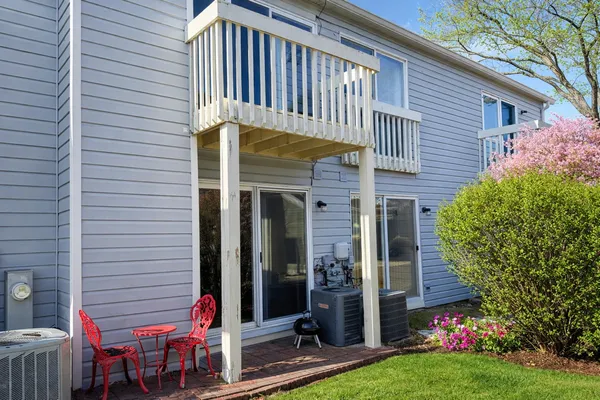 $1,800 | 2624 Prairieview Lane South, Aurora, IL 60502