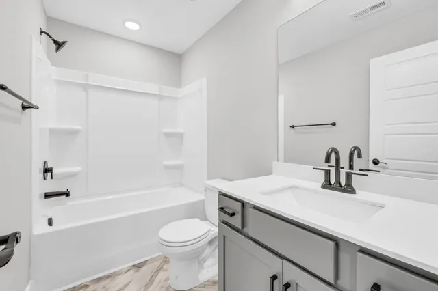 $284,900 | 1406 Jonathan Wade Circle, Clarksville, TN 37043