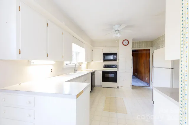 $379,900 | 829 Rawlinson Road, Rock Hill, SC 29732