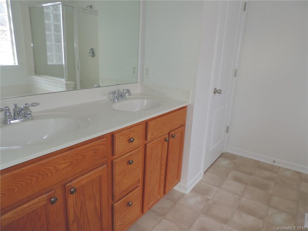 6510 Del Rio Road Charlotte, NC 28277 - Photo 11 of 19 Gallery Image 11